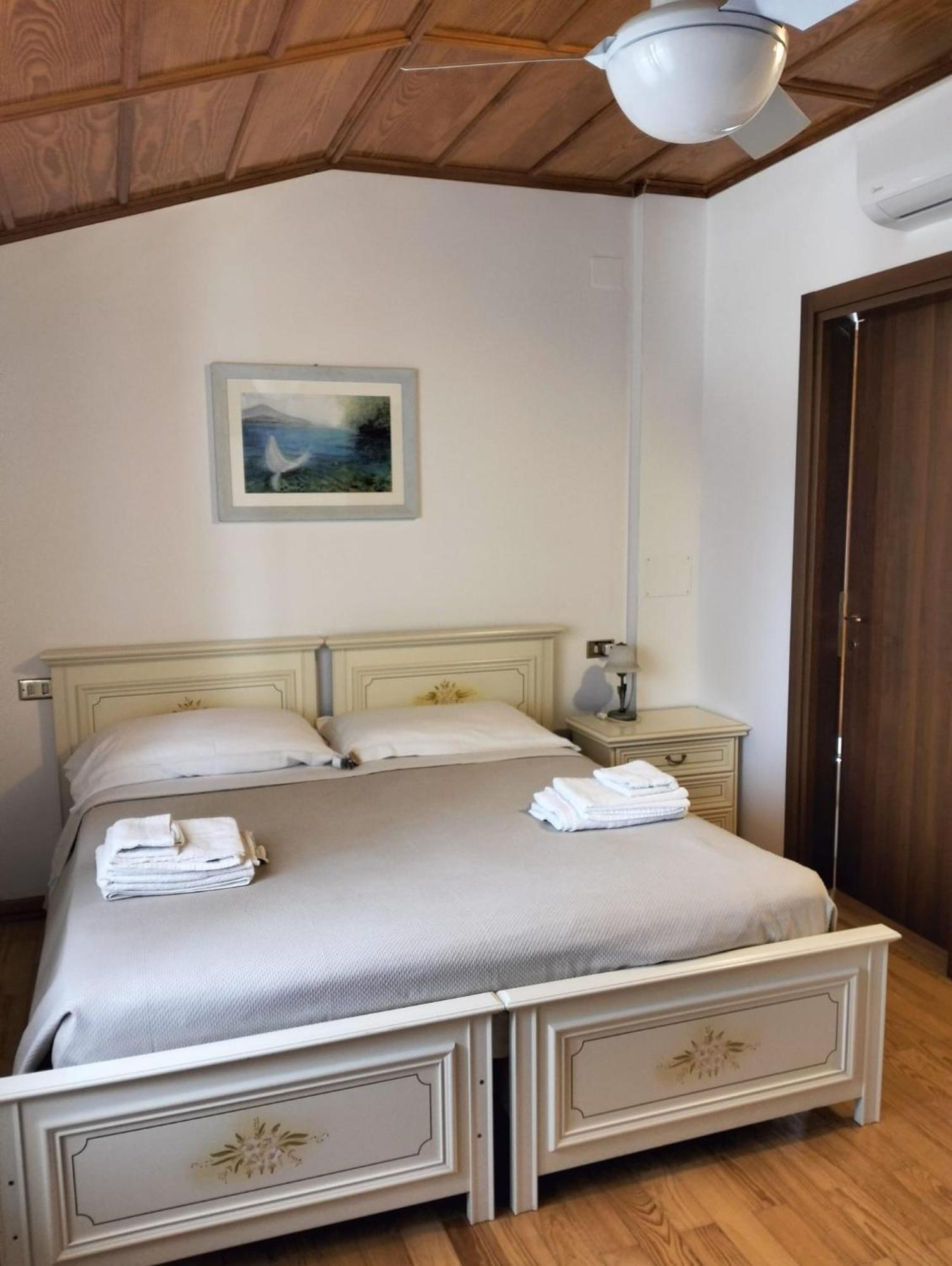 Villa Montegenco Comunanza Экстерьер фото