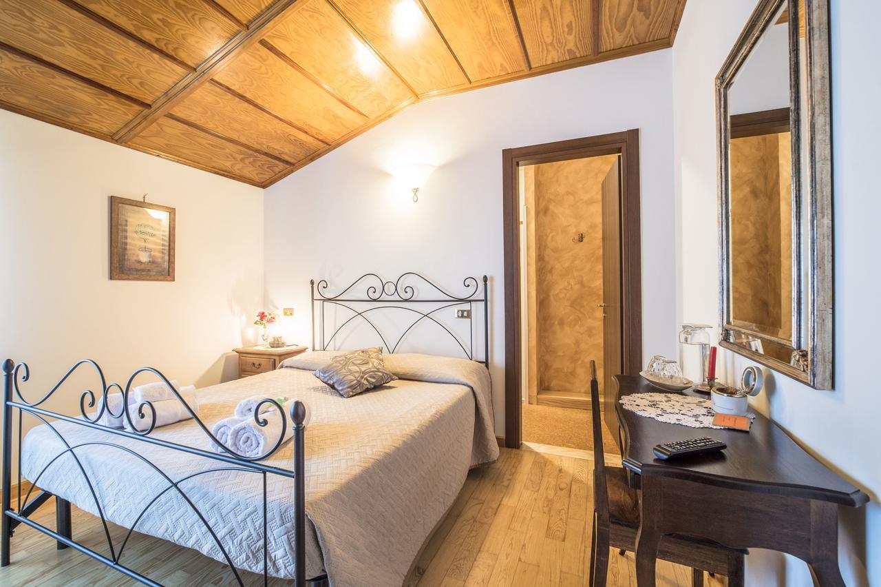 Villa Montegenco Comunanza Экстерьер фото